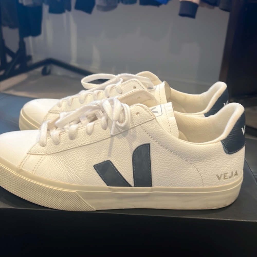 Men’s Veja Sneakers